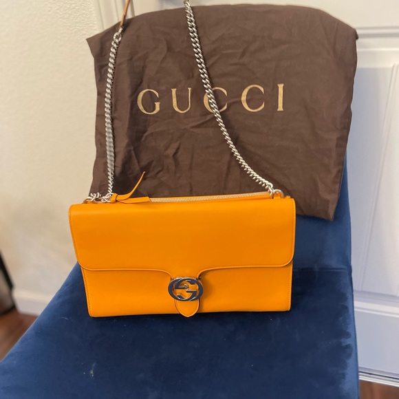 Interlocking shoulder bag - Picture 9 of 9